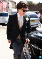 /album/natacanie-/sherlock-svadba-01-jpg/